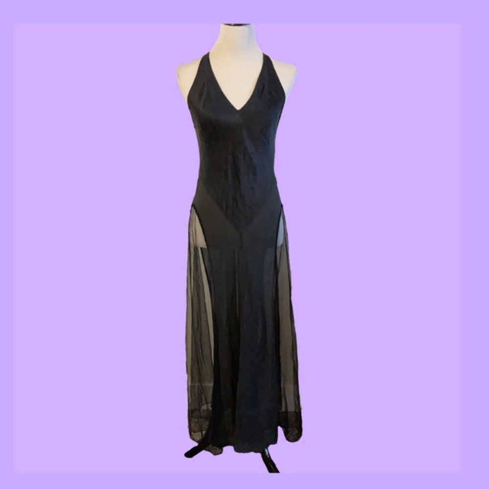 super cute black nightgown 🖤